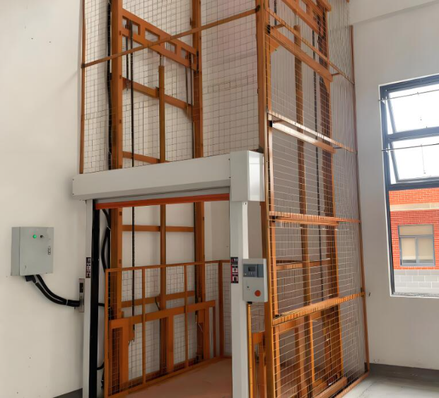 美溪升降货梯是特种设备码